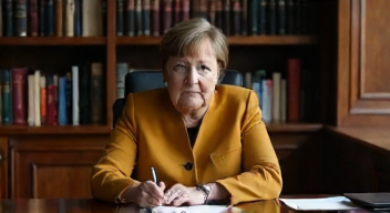 Ich bin Angela Merkel, Politikerin (9/10)